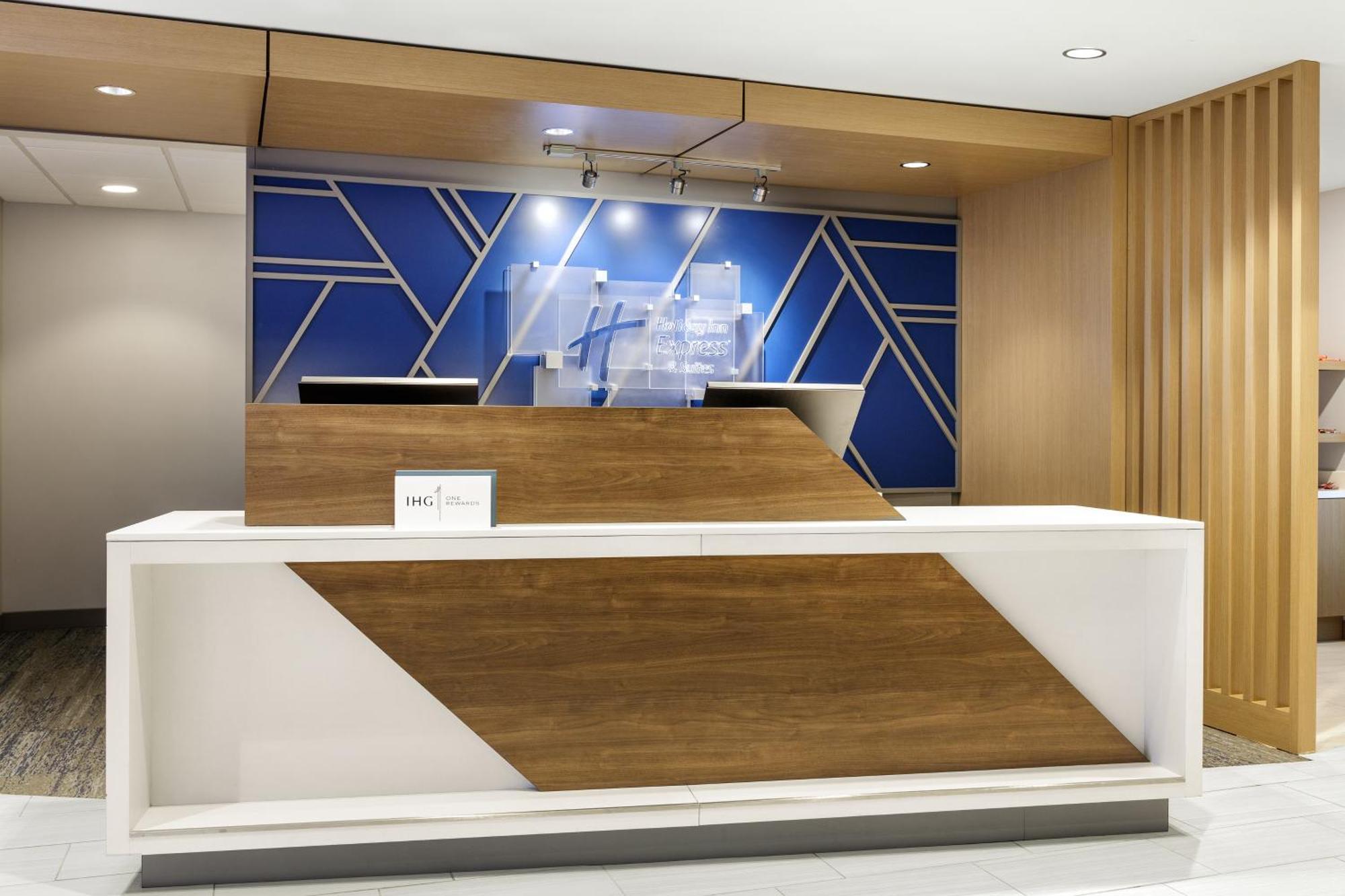 Holiday Inn Express Layton - I-15 By Ihg Esterno foto