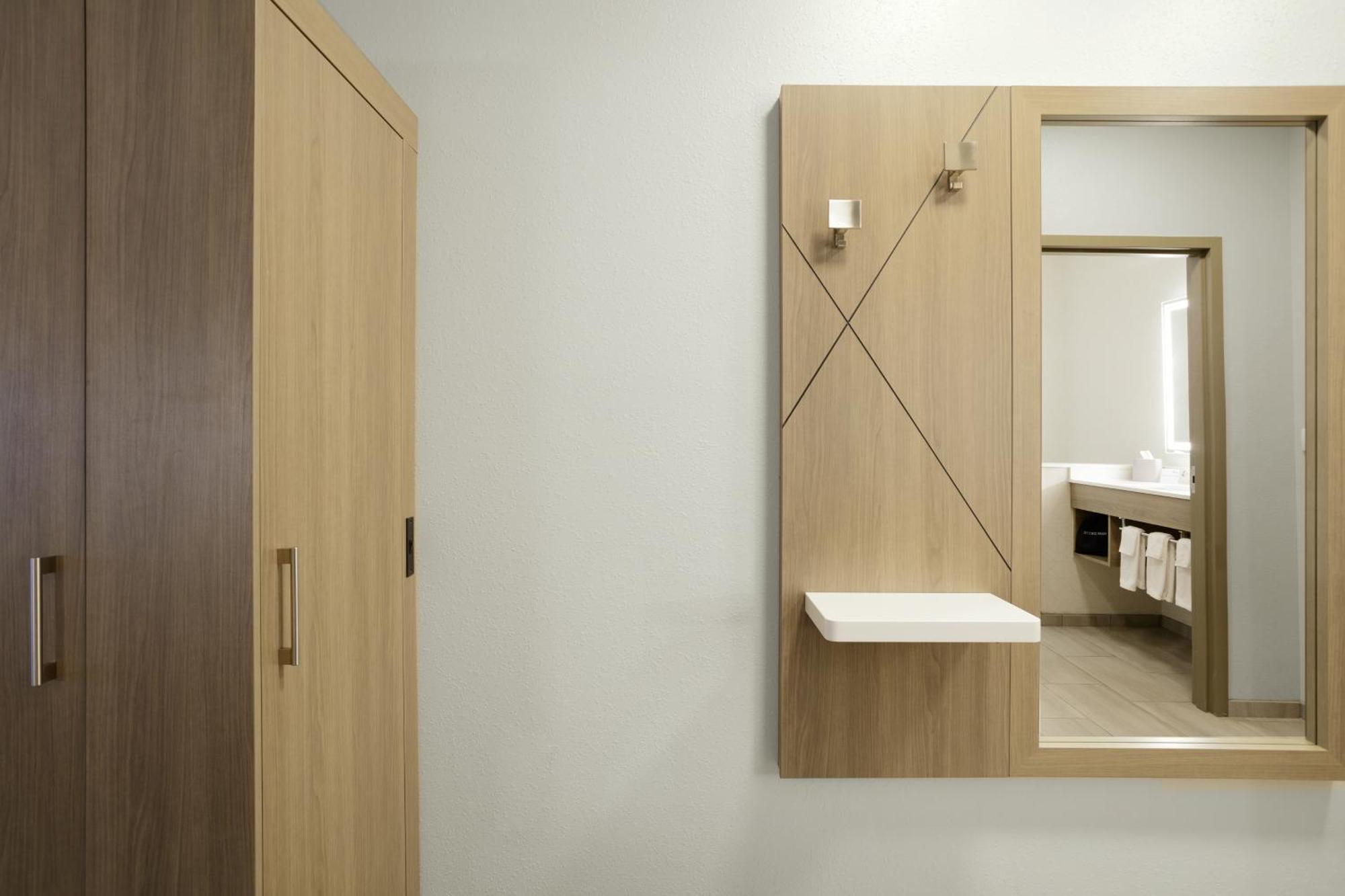 Holiday Inn Express Layton - I-15 By Ihg Esterno foto
